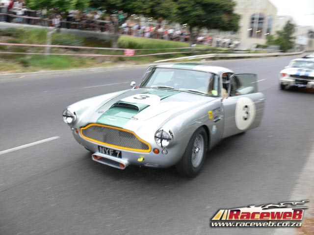 classiccarpreview0207_012