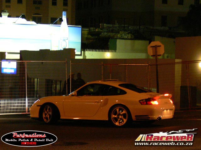 perfections_bikini_car_wash_003