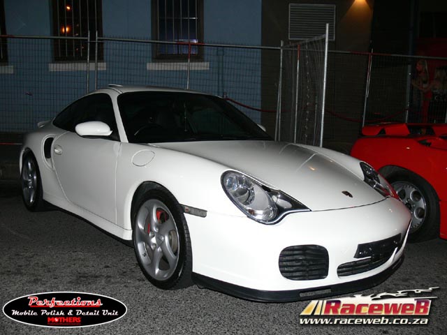 perfections_bikini_car_wash_008